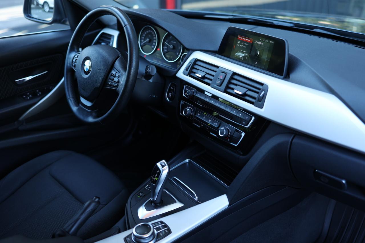 Bmw 320 320d xDrive Touring Business Advantage