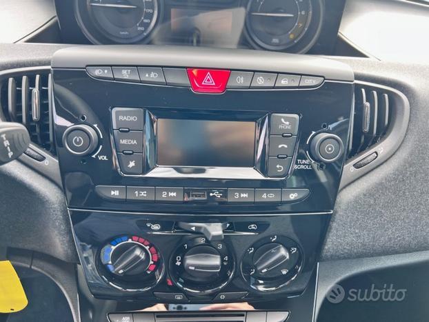 LANCIA Ypsilon 1.0 FireFly 5 porte S&S Hybrid Si