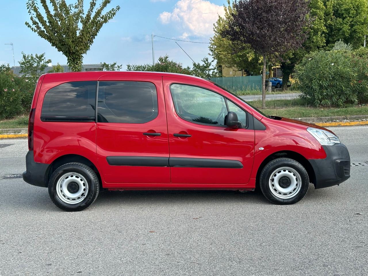 Peugeot AUTOCARRO 5 POSTI Tepee 1.6 hdi