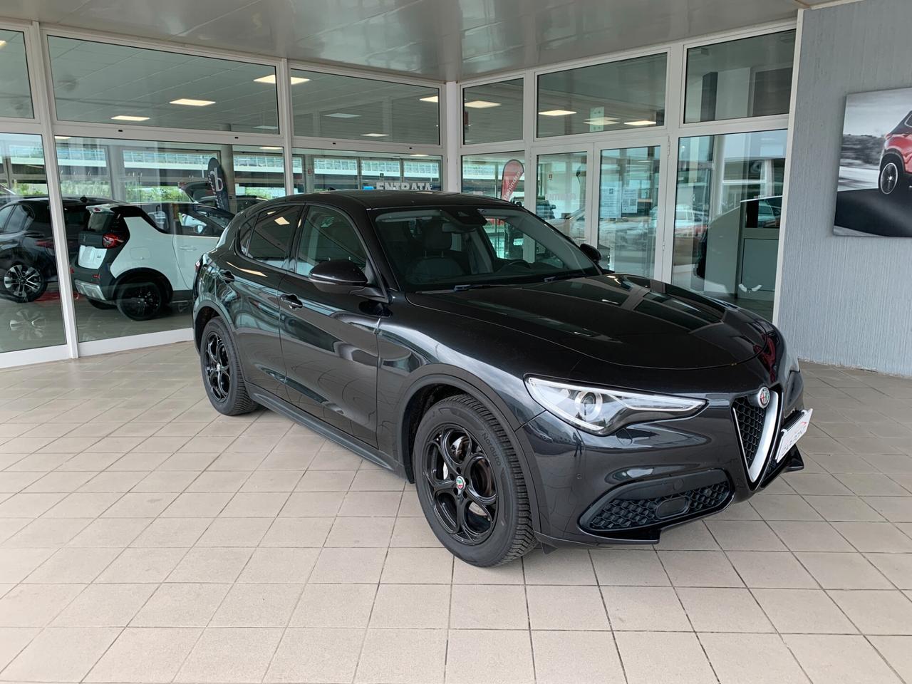 Alfa Romeo Stelvio 2.2 Turbodiesel 190 CV AT8 RWD Executive