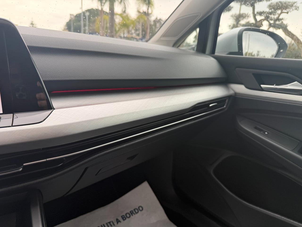 VOLKSWAGEN GOLF 8 2.0TDI 150CV DSG TETTO NAVI LED AMBIENT FULL LIGHT