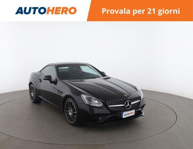 MERCEDES-BENZ SLC 200 Premium