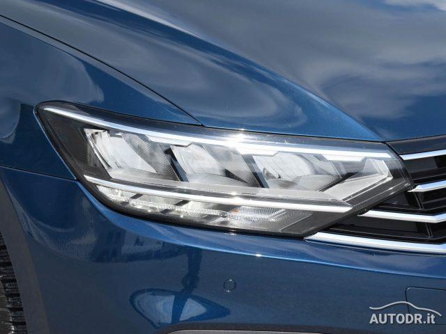 VOLKSWAGEN Passat Variant 2.0 TDI EVO 150cv Business Fari LED, Navi, Ambient