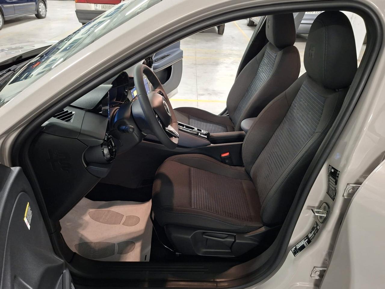 Alfa Romeo Junior BEV 156CV FWD 100% ELETTRICA