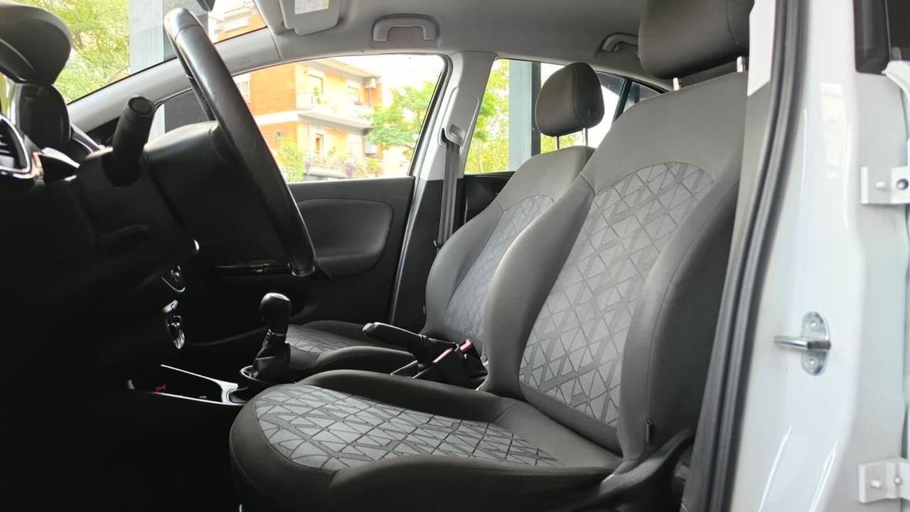 Opel Corsa 1.4 90CV GPL Tech 5 porte 120 Anniversary