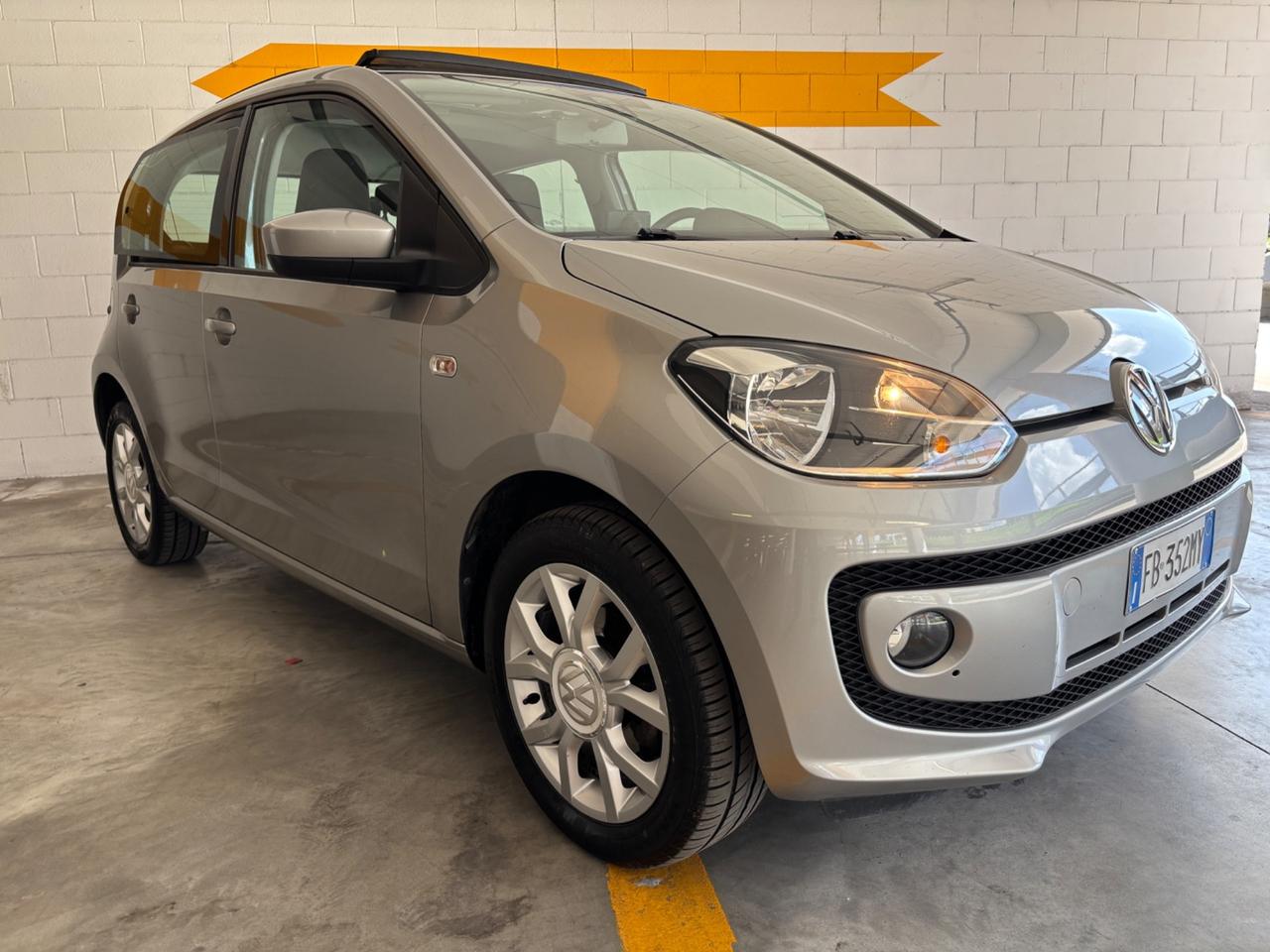 Volkswagen up! 1.0 Benzina/Metano