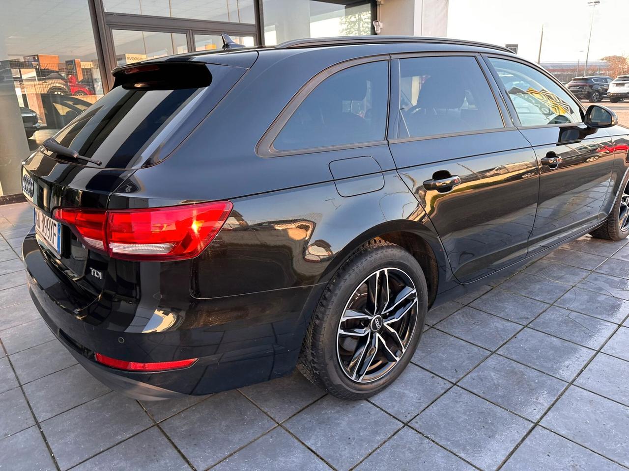 Audi A4 2.0 TDI 150 CV ultra Business Sport