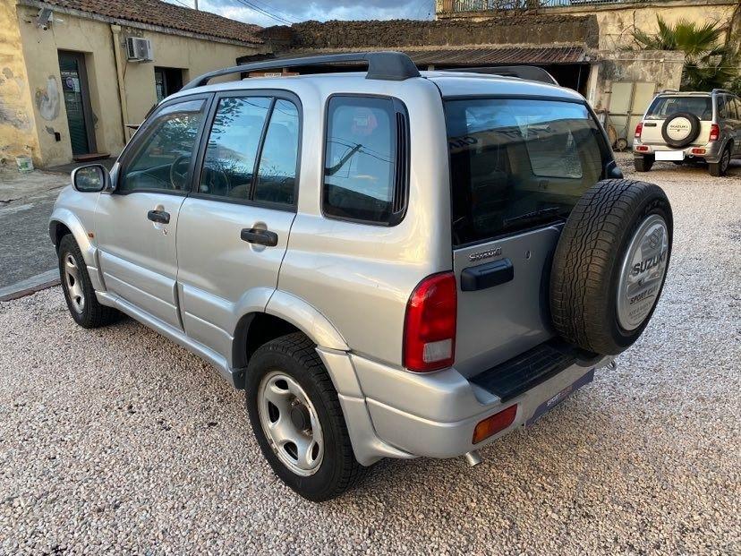 Suzuki Grand Vitara 2.0 TDI 5 porte