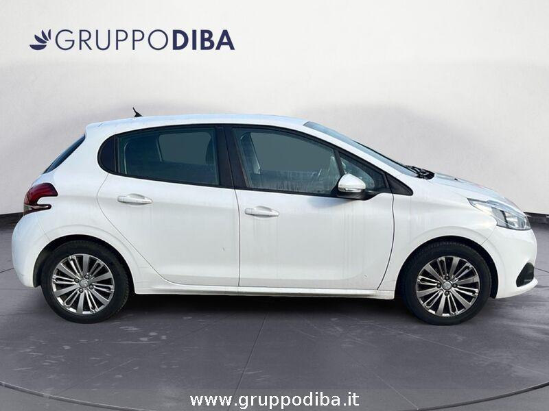 Peugeot 208 I 2015 Benzina 5p 1.2 puretech Active 82cv