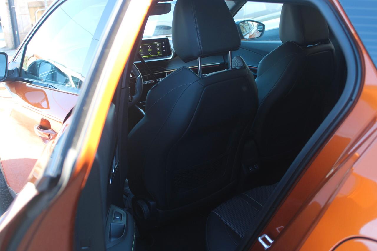 Peugeot 2008 BlueHDi 130 S&S EAT8 Allure