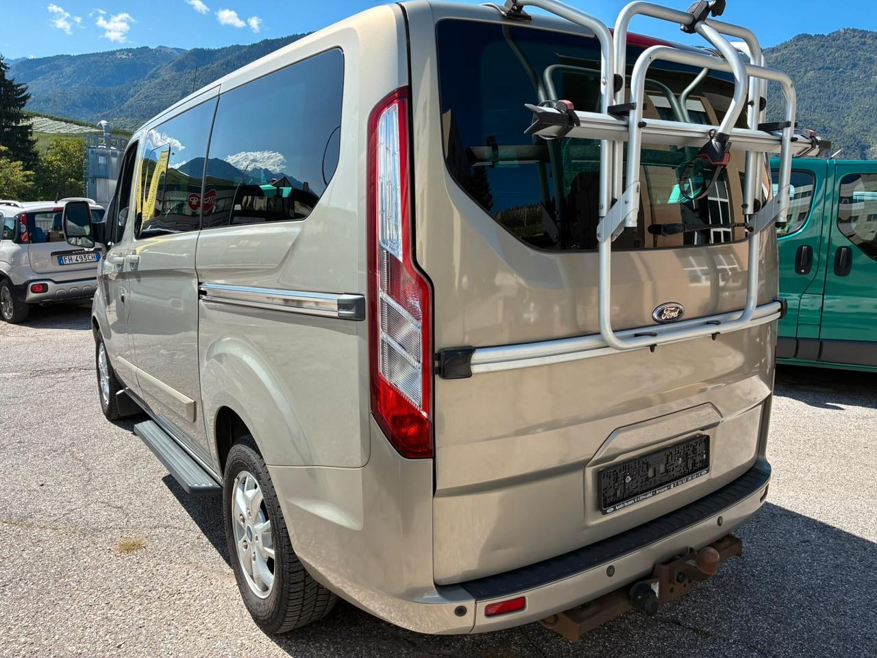 FORD TRANSIT CUSTOM 2.2 TDCi 155CV TITANIUM 8POSTI - GANCIO TRAINO
