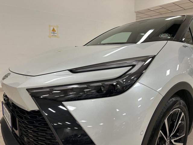 TOYOTA C-HR 1.8 Hybrid E-CVT Lounge