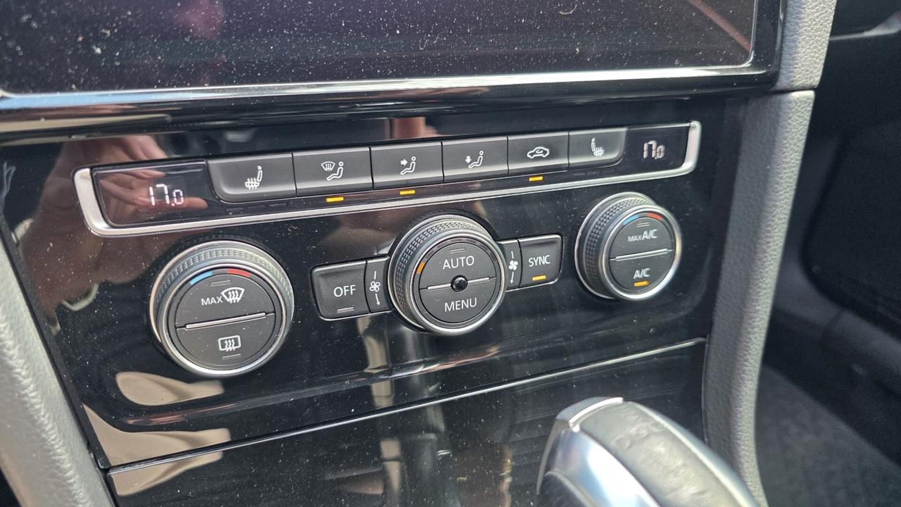 Volkswagen Golf GTD 2.0 TDI DSG Tetto Cockpit