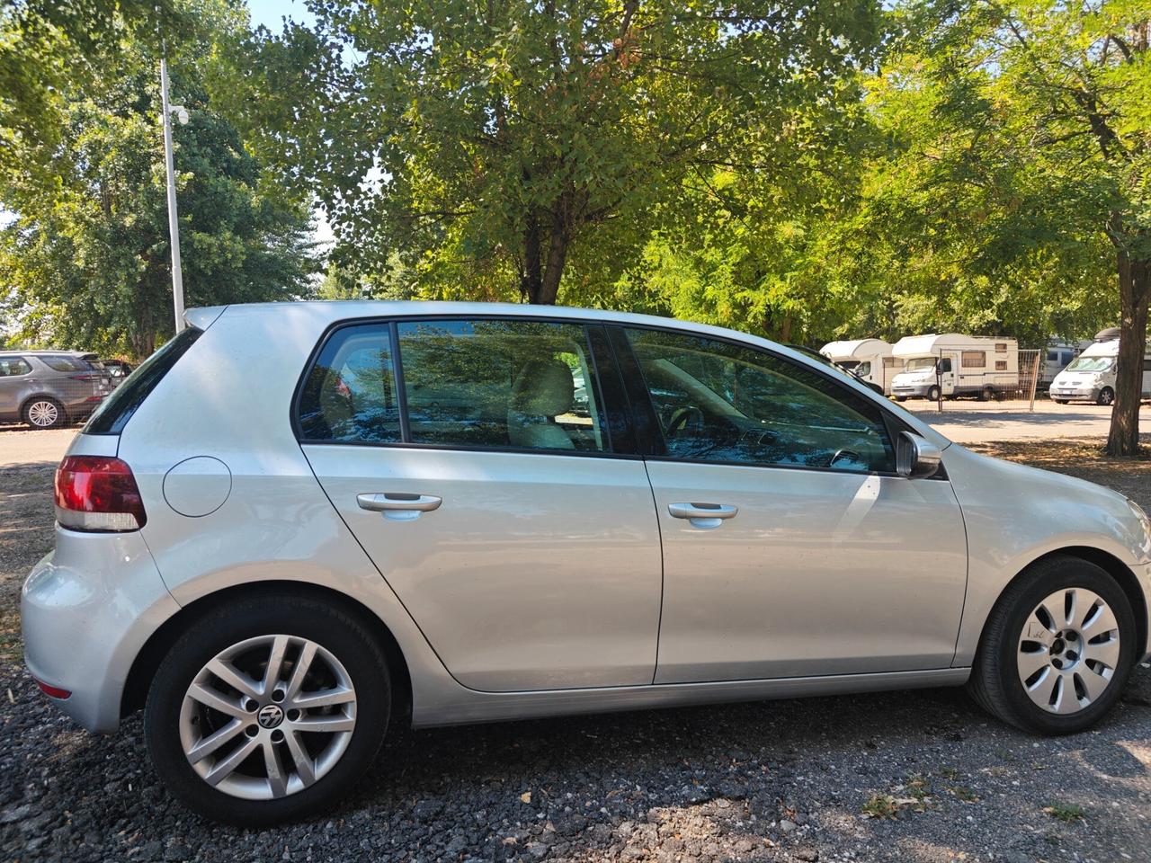 Volkswagen Golf 1.6 TDI DPF DSG 5p. Comfortline