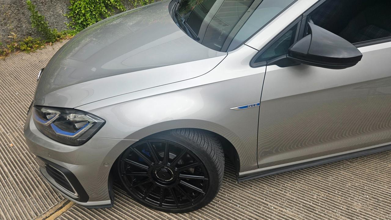 Volkswagen Golf GTE 1.4 TSI DSG 5p. Plug-In-Hybrid