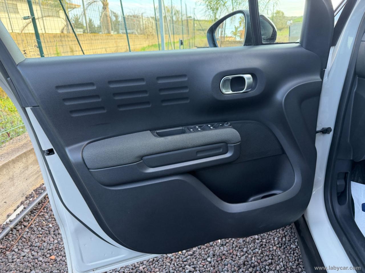 CITROEN C3 Aircross BlueHDi 100 S&S Shine