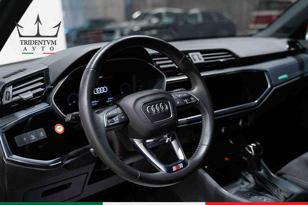Audi Q3 40 2.0 tfsi S Line Edition quattro s-tronic
