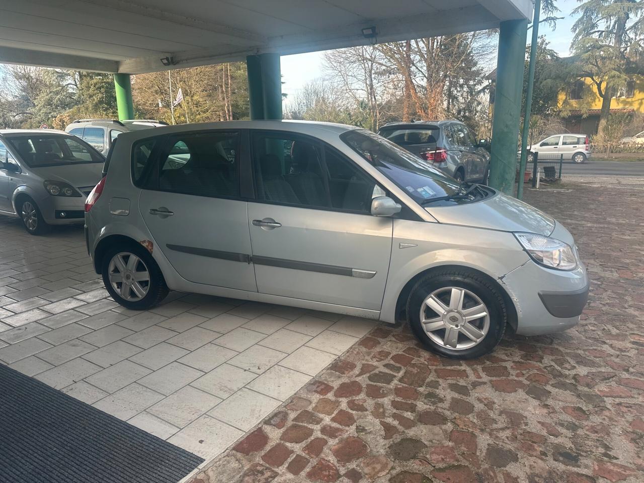 Renault Scenic 1.5 dCi (12 RATE)