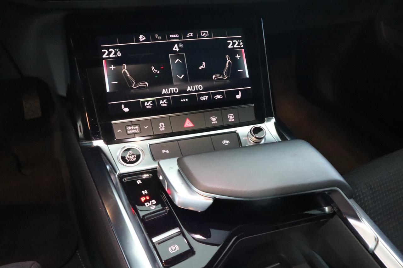 Audi eTron 55 408 CV QUATTRO S-LINE GANCIO 360 CAMERA MEMORY 21"