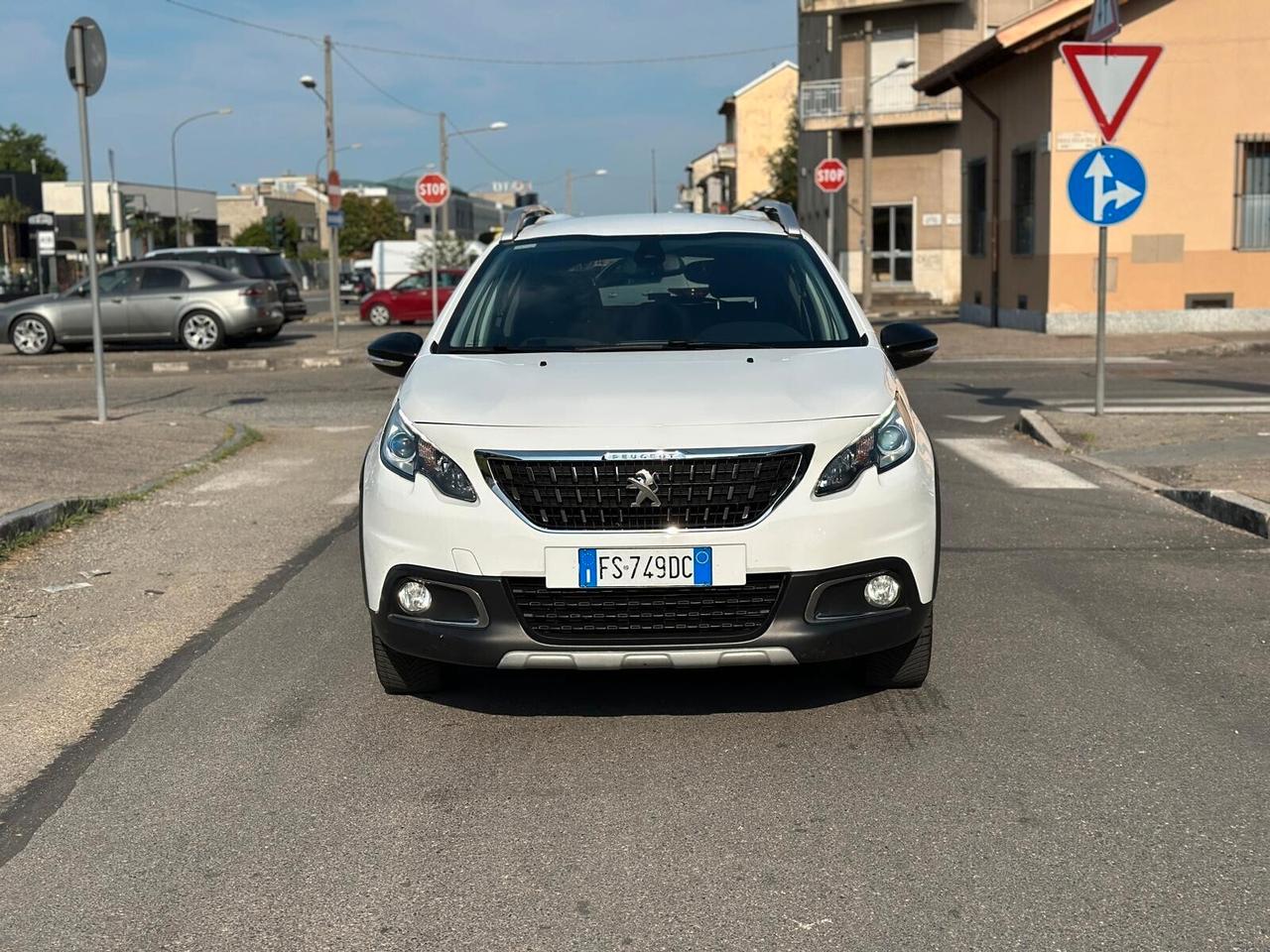 Peugeot 2008 PureTech Turbo 110 S&S Black Matt