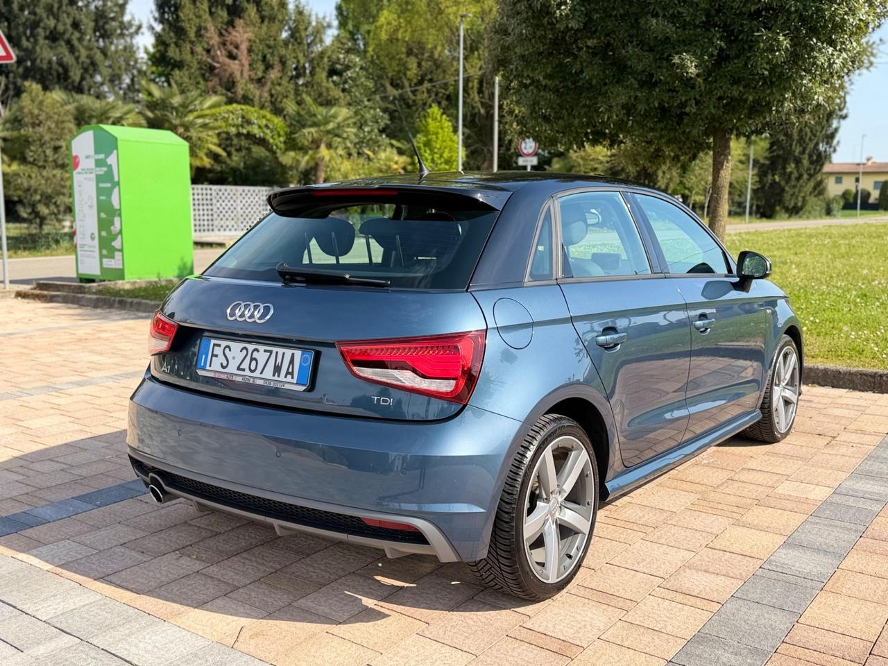 Audi A1 1.6 TDI 116 CV s line