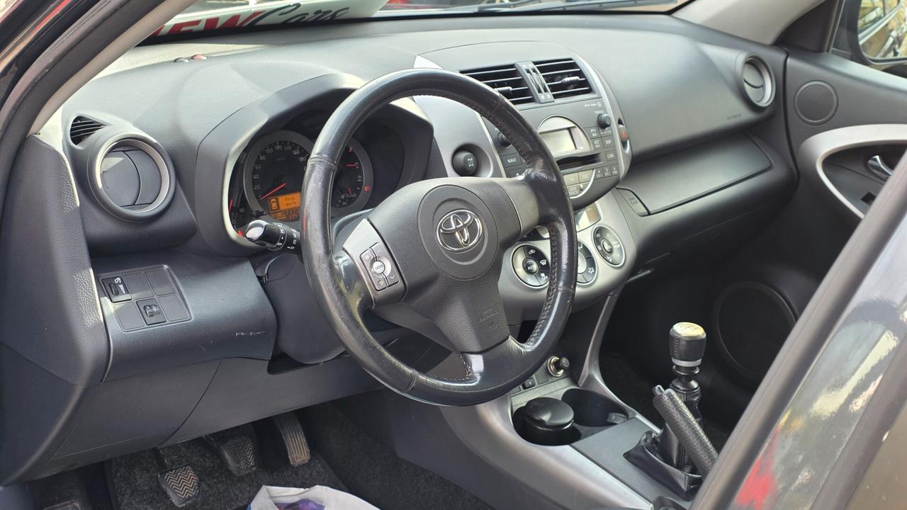 Toyota RAV 4 RAV4 2.2 D-4D 136 CV Luxury