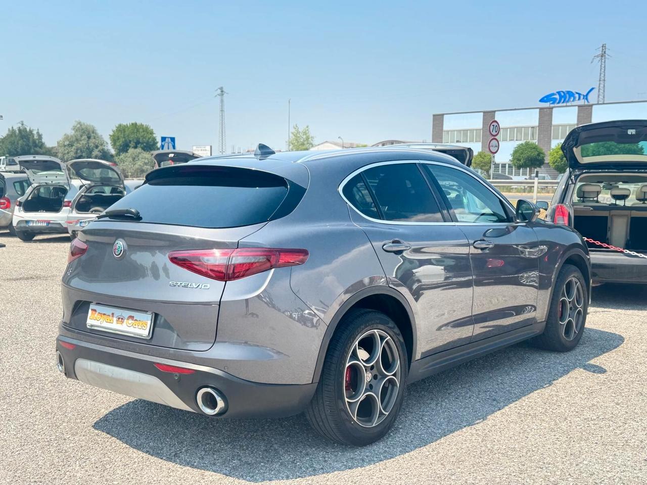 Alfa Romeo Stelvio 2.2 Turbodiesel 210 CV AT8 Q4 Business