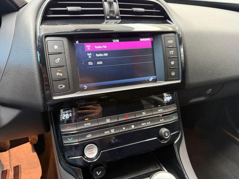 Jaguar XE JAGUAR XE 2.0 D 180cv 6m - PURE BUSINESS EDITION -
