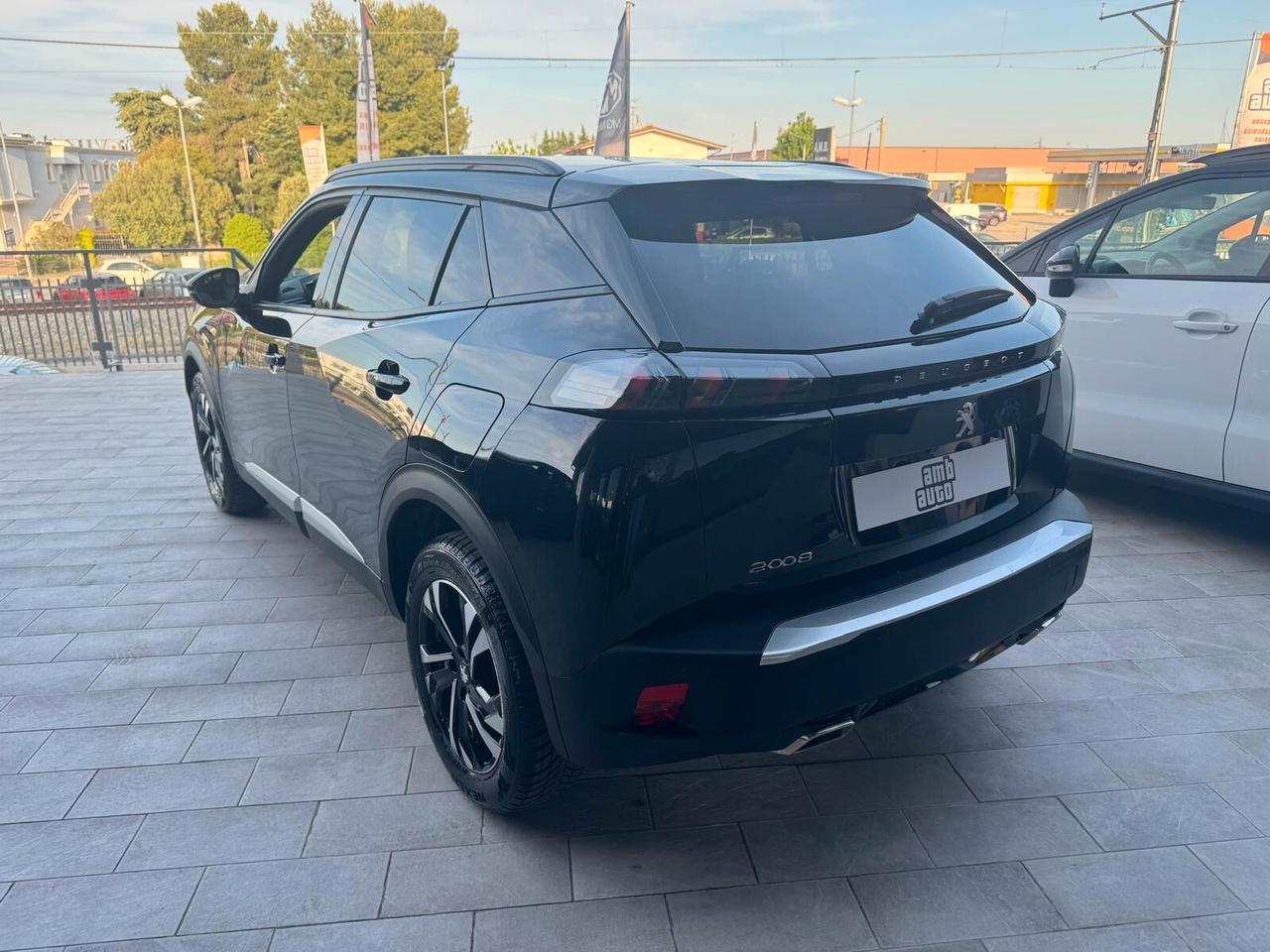 Peugeot 2008 PureTech 130Cv S&S EAT8 Allure