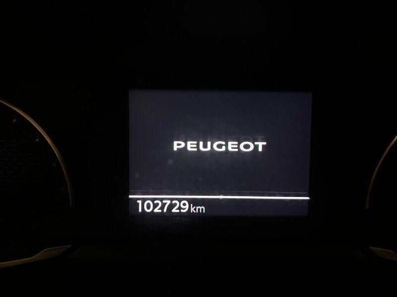 Peugeot 2008 PureTech 130 S&S Allure Navi Pack