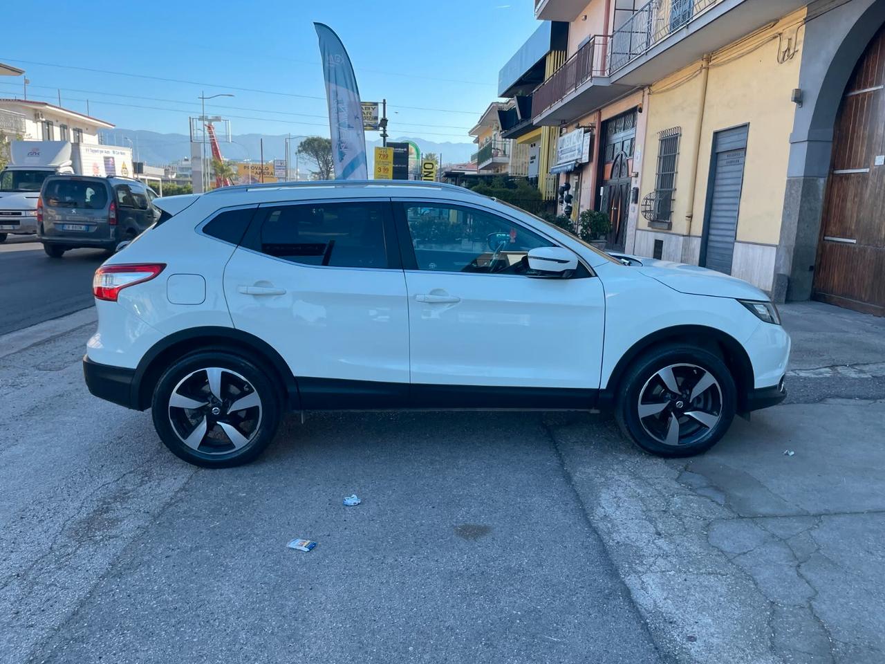Nissan Qashqai 1.5 dCi Tekna 2015 TENUTA DA AMATORE FRIZIONE E DISTRIBUZIONE FATTA