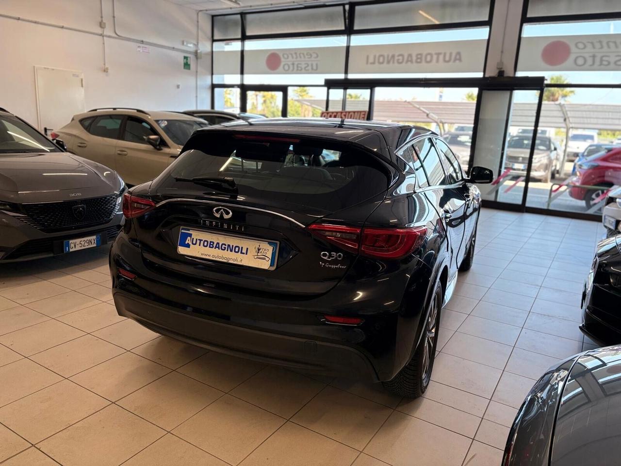 Infiniti Q30 BUSINESS 1.5 diesel DCT