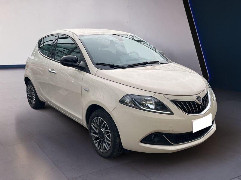 Lancia Ypsilon III 2021 1.0 firefly hybrid Gold s&s 70cv