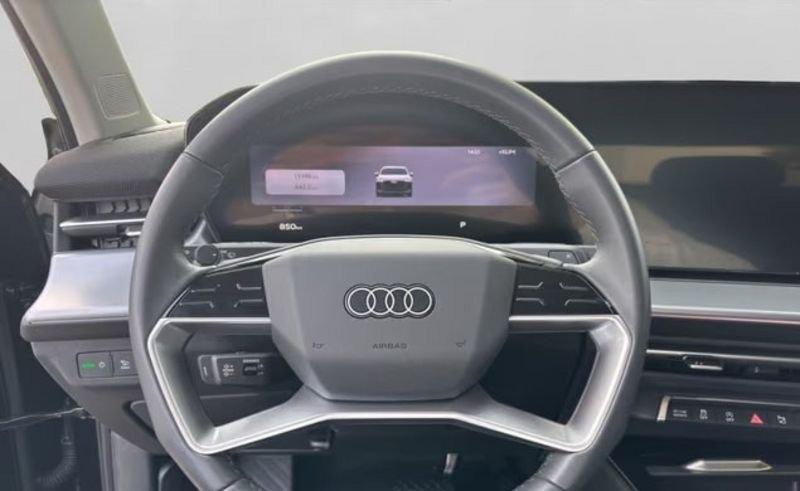 Audi Q3 Sportback Audi Q3 Sportback S-line 1.5 TFSI S-tronic SONOS LED VAVI CAMERA HEAD-UP GANCIO