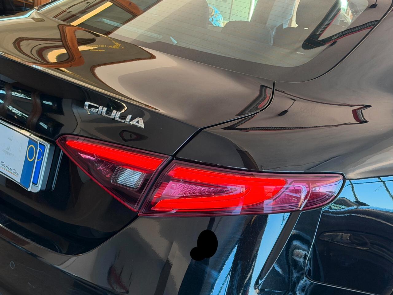 Alfa Romeo Giulia 2.2 TURBODIESEL 160 cv. AT8 BUSINESS (Nav)