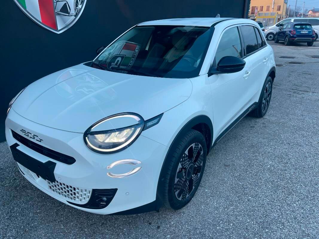 Fiat 600 1.2 hybrid La Prima II 110cv auto