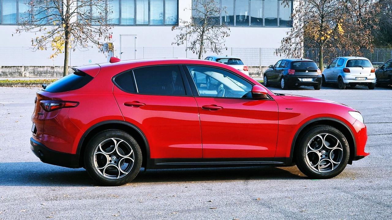 Alfa Romeo Stelvio 2.2 Turbodiesel 190 CV AT8 Q4 Sprint