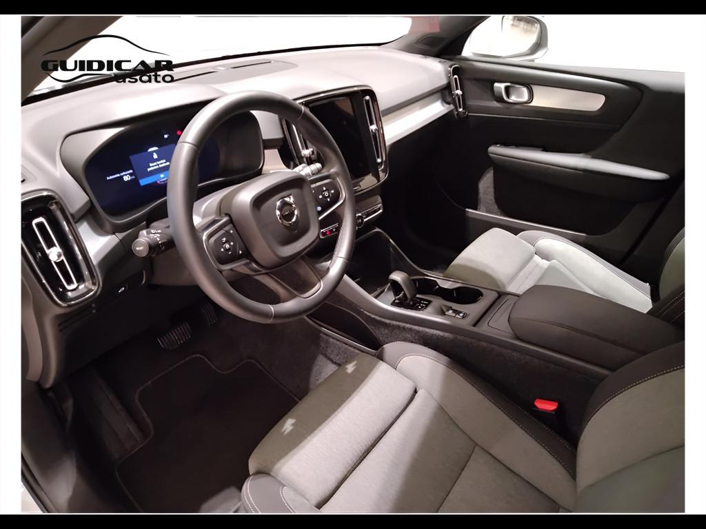 VOLVO XC40 2023 - XC40 2.0 b3 Core auto