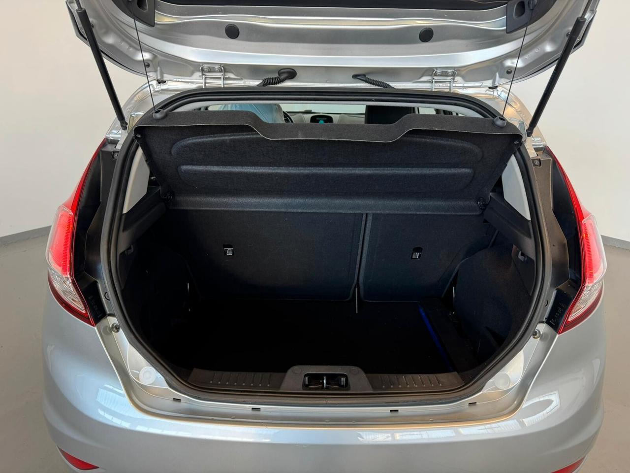 Ford Fiesta 1.0 benzina 80CV 5 porte Business