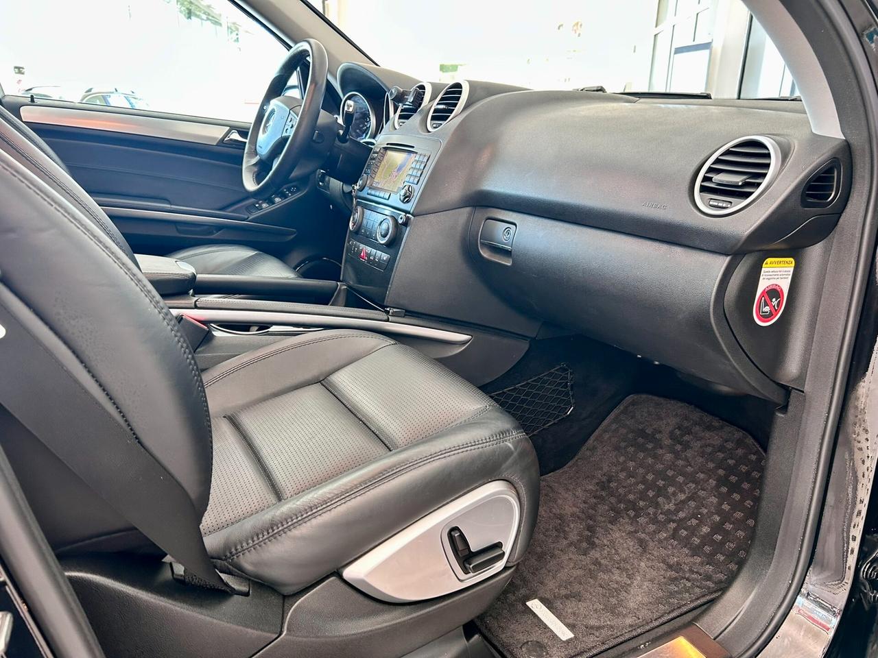 Mercedes-benz ML 63 AMG *DA COLLEZIONE*70.000KM*UNICO PROPRIETARIO*ITA*TAGLIANDATA*GARANTITA*DOPPIO TRENO GOMME*