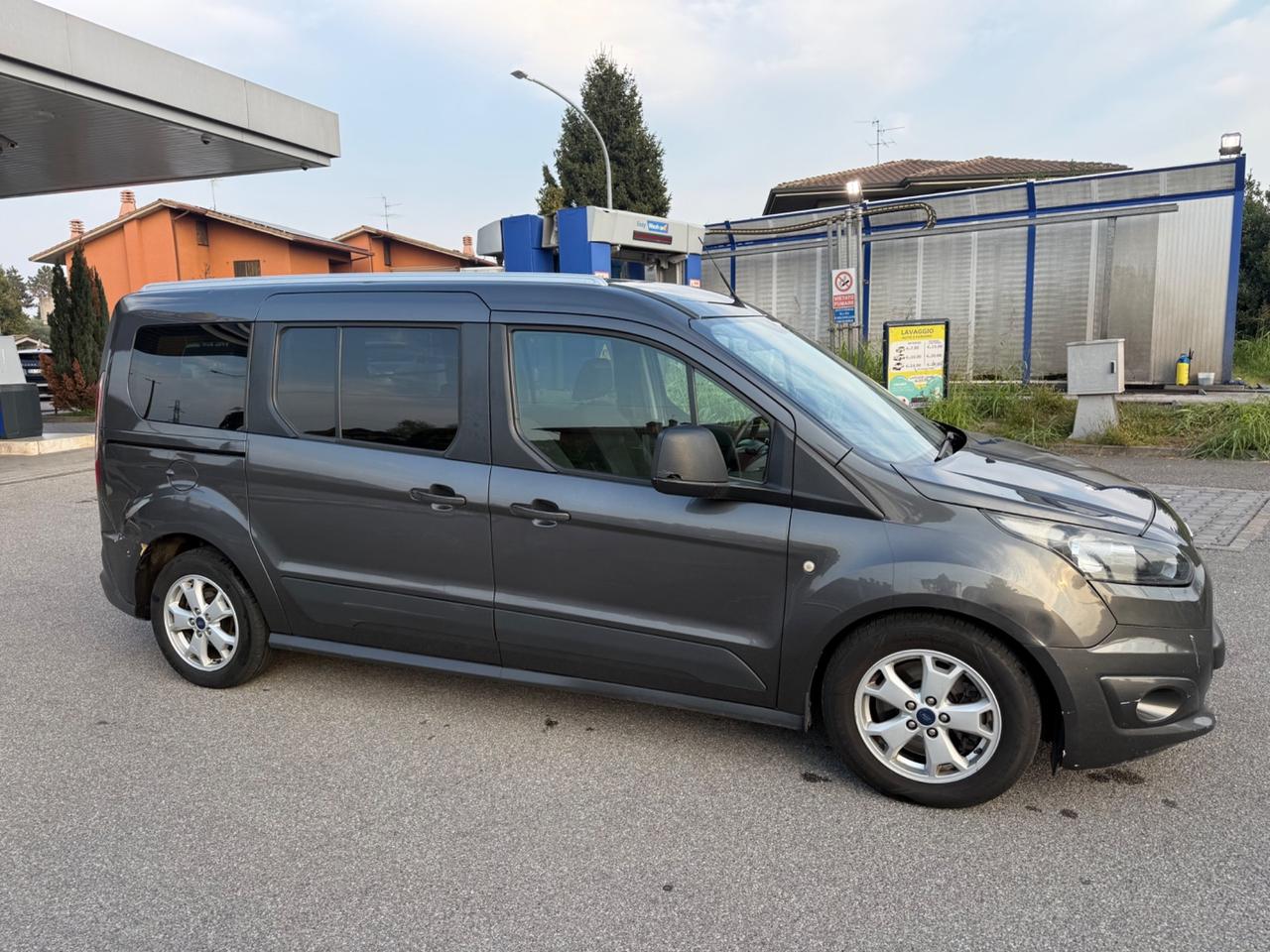 Ford Tourneo Connect 1.6 TDCi 115 CV Titanium