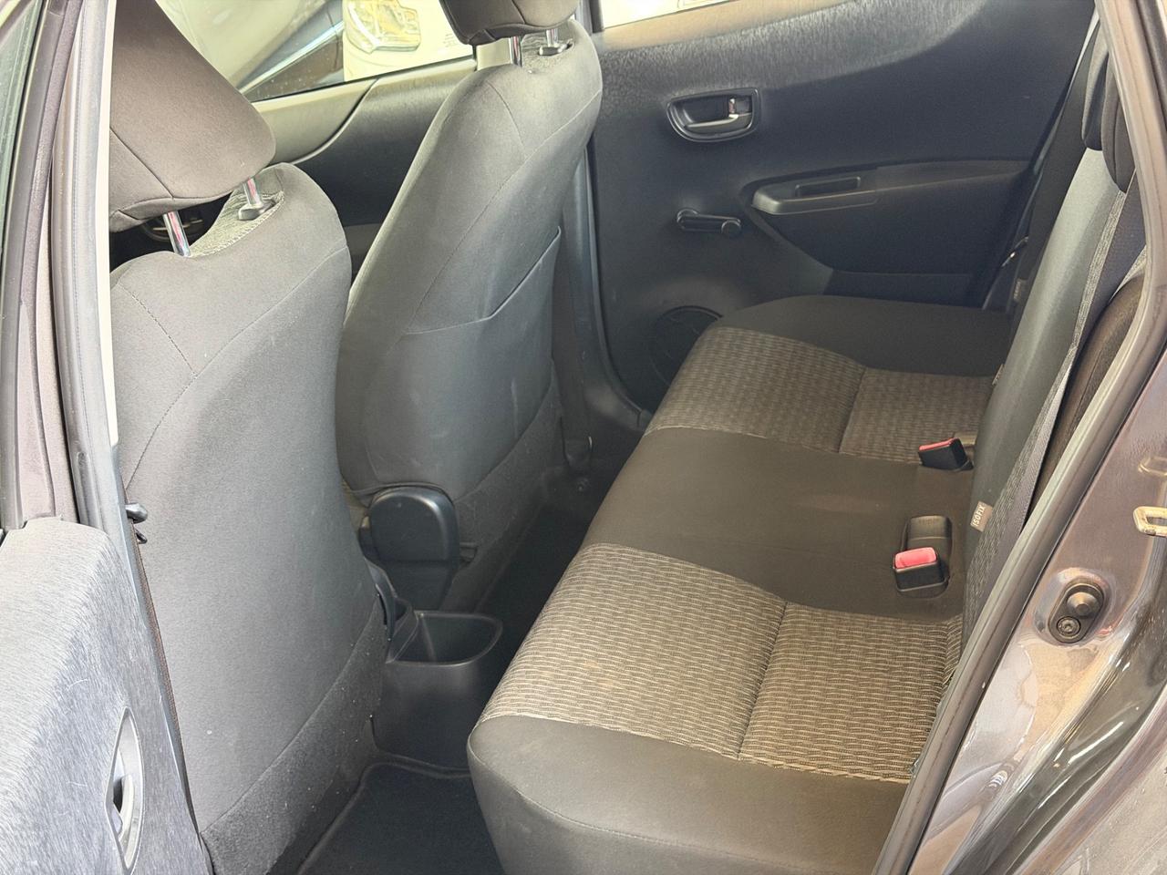 Toyota Yaris 1.0 5 porte Lounge
