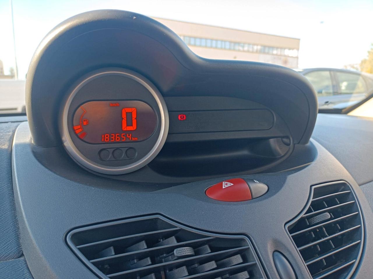 Renault Twingo 1.2 16V LEV Sport & Sound