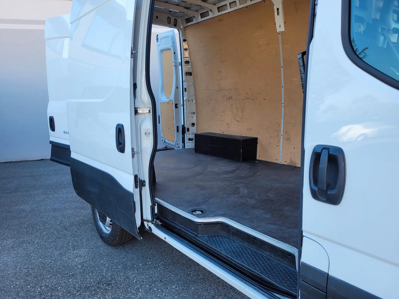 IVECO DAILY 2021 21000KM