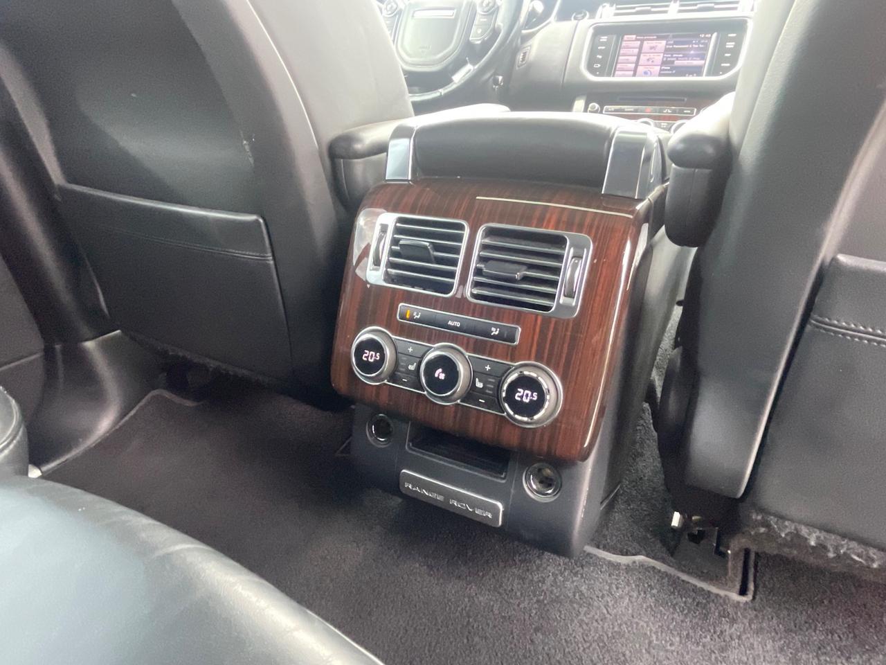 Land Rover Range Rover VOGUE 3.0 SDV6 HSE Dynamic