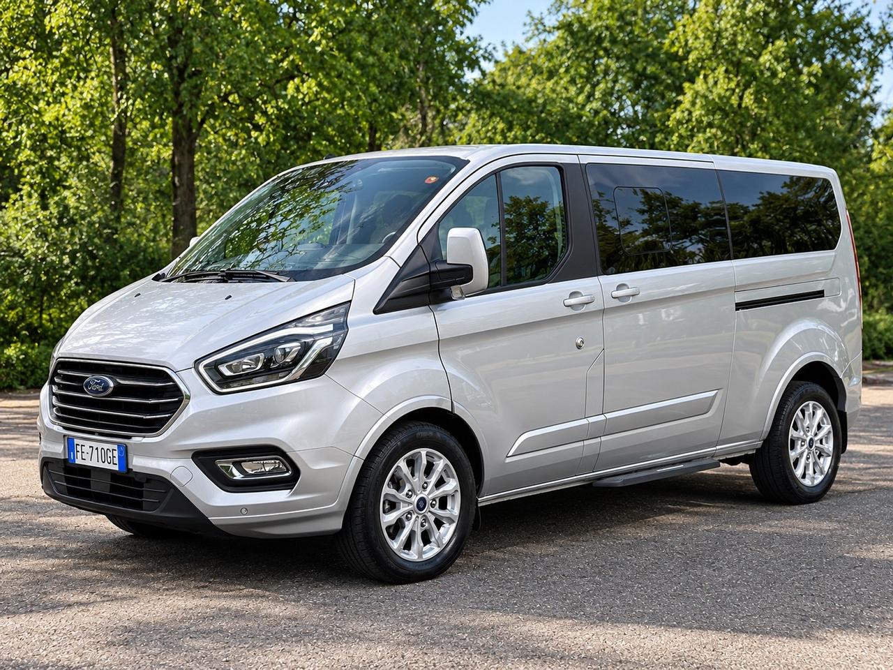 Ford Tourneo Custom 320 2.0 EcoBlue 185 CV Automatic Titanium L2 *PREZZO REALE*| 9 Posti | Navi | Clima | Telecamera