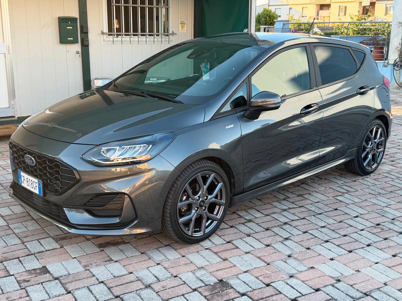 Ford Fiesta 1.0 Ecoboost Hybrid 125 CV 5 porte ST-Line