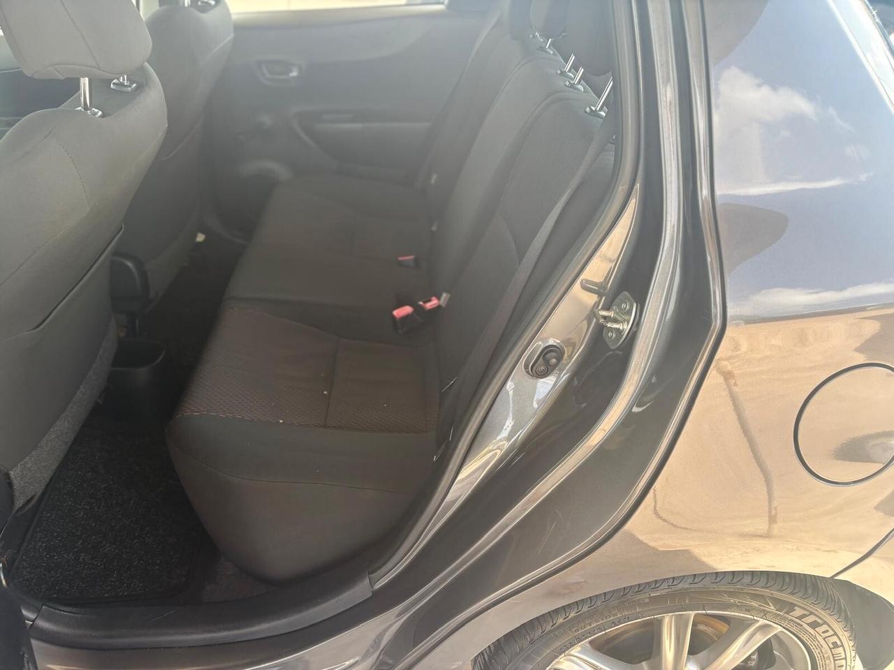 Toyota Yaris 1.4 D-4D 5 porte Lounge