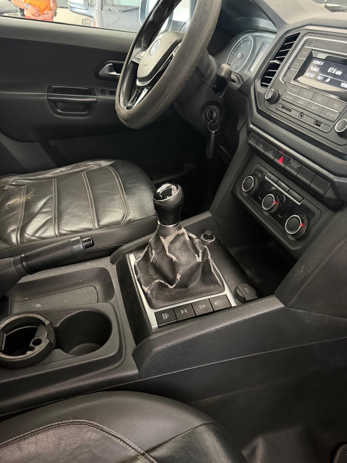 Volkswagen Amarok 3.0 V6 TDI 4MOTION BMT permanente aut. DC Comfortline