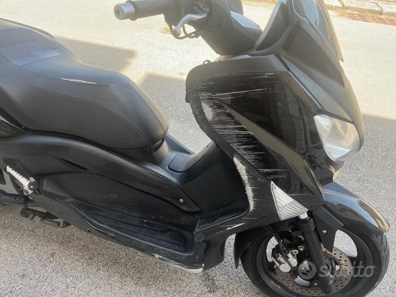 X Max 125